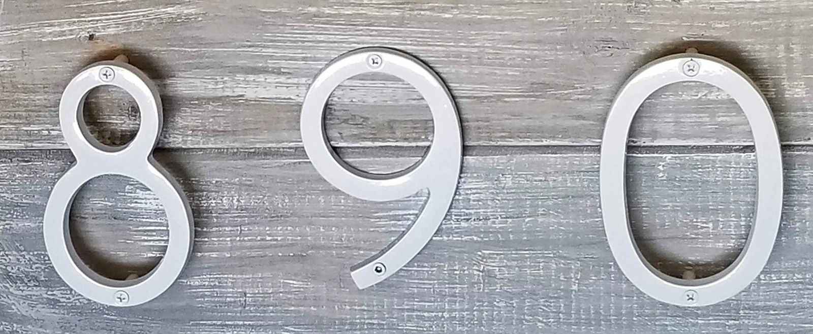 iDekor8 Modern House Number 1 in Sleek White Design for Contemporary Home Facades