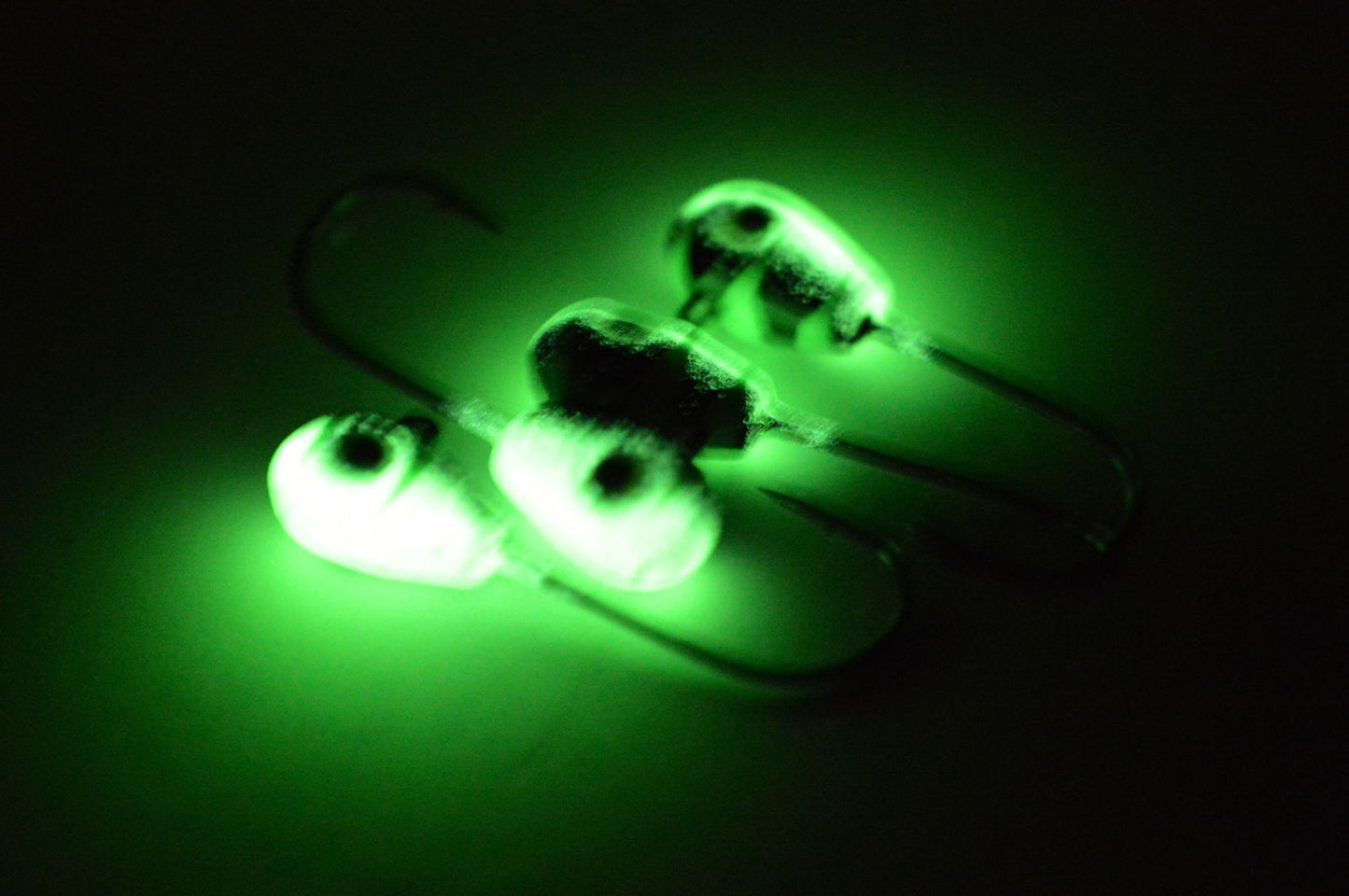 Big Sky Deluxe KnockOut 1/4oz Glow Jigs 4/pack - www.Shopthatapp.com