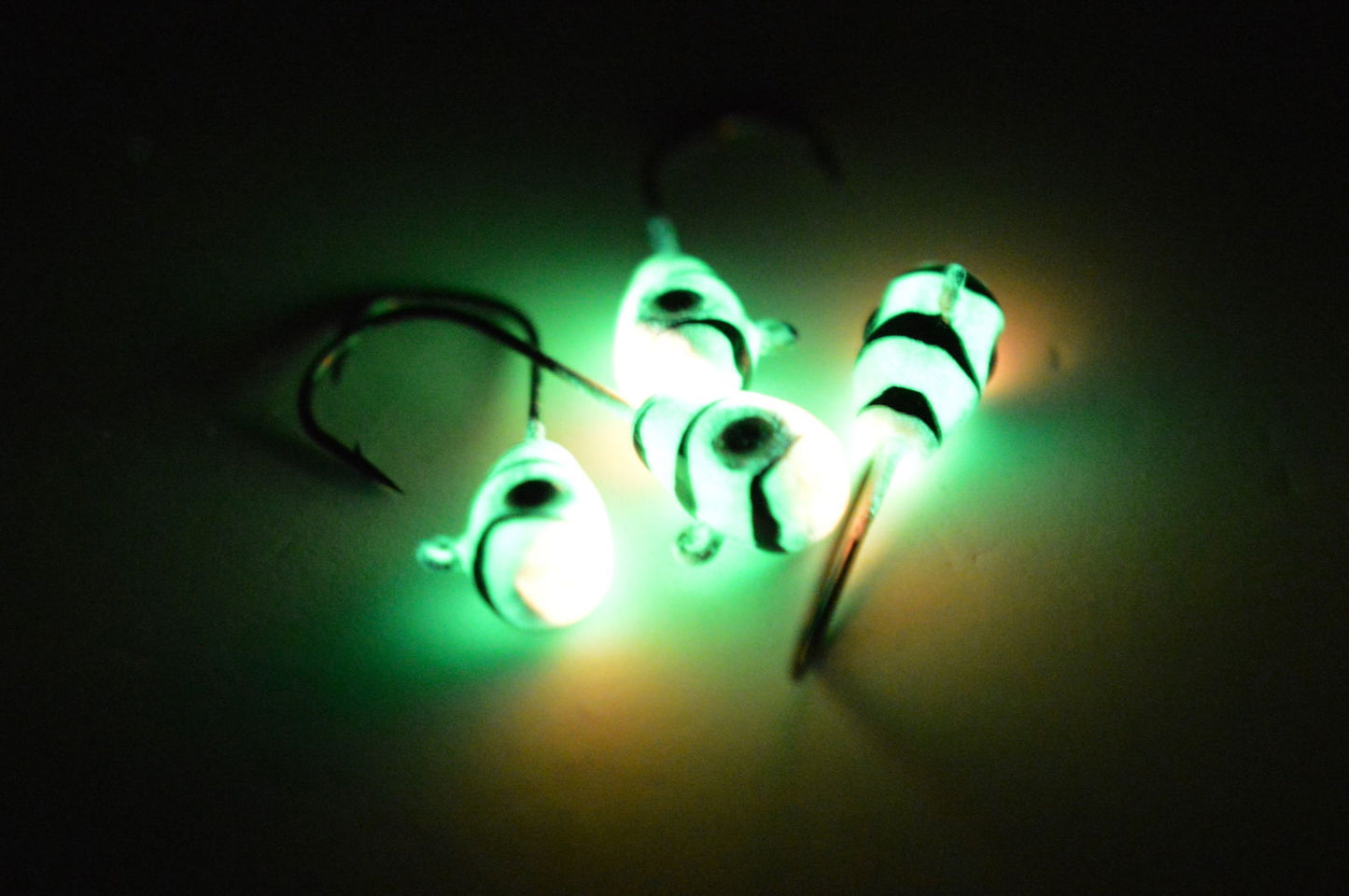 Big Sky Deluxe KnockOut 1/4oz Glow Jigs 4/pack - www.Shopthatapp.com