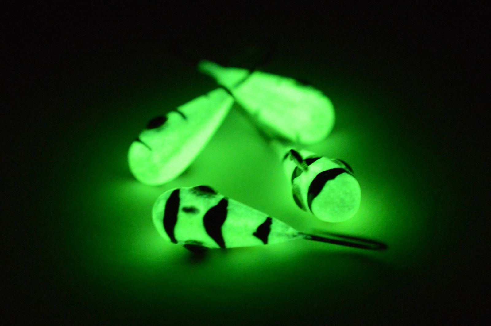 Big Sky Kaleidoscope 1/4oz Glow Jigs 4/pack - www.Shopthatapp.com