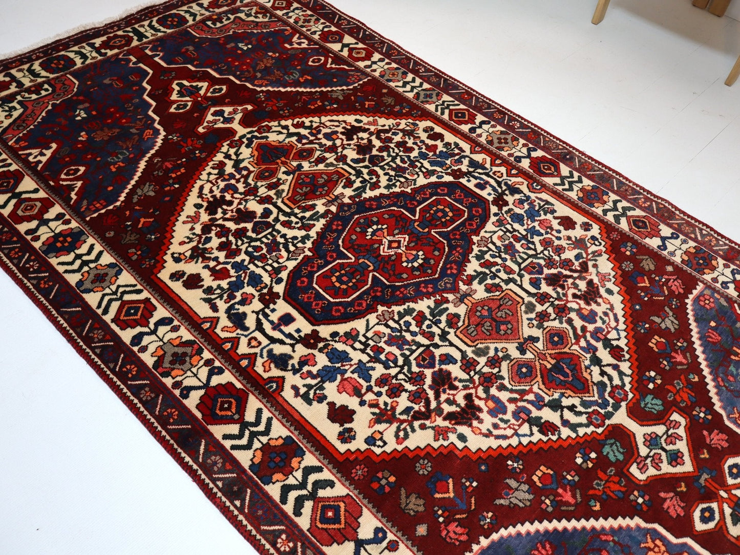 Persian Bakhtiari Rug | 5' 2" x 9' 10" - www.Shopthatapp.com