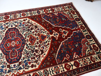 Persian Bakhtiari Rug | 5' 2" x 9' 10" - www.Shopthatapp.com