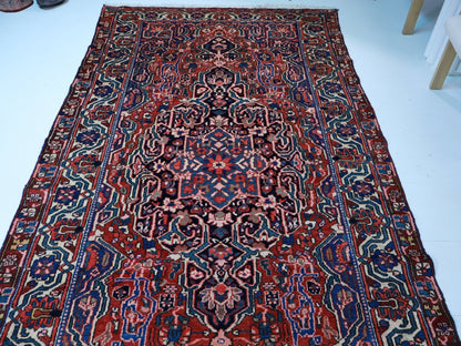 Persian Bakhtiari Rug | 5' 5" x 10' - www.Shopthatapp.com