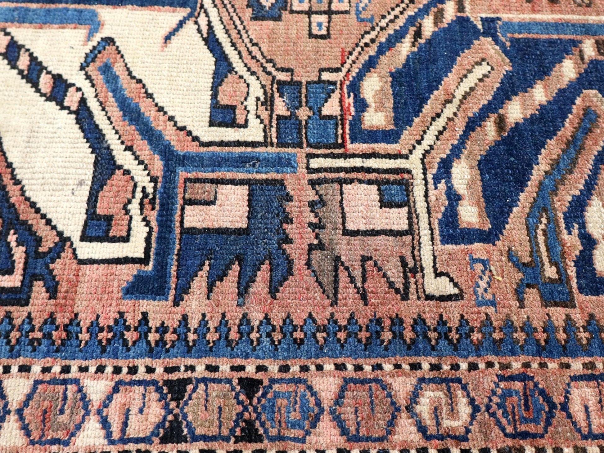 Persian Bakhtiari Runner Rug | 4' 11" x 13' 8" - www.Shopthatapp.com