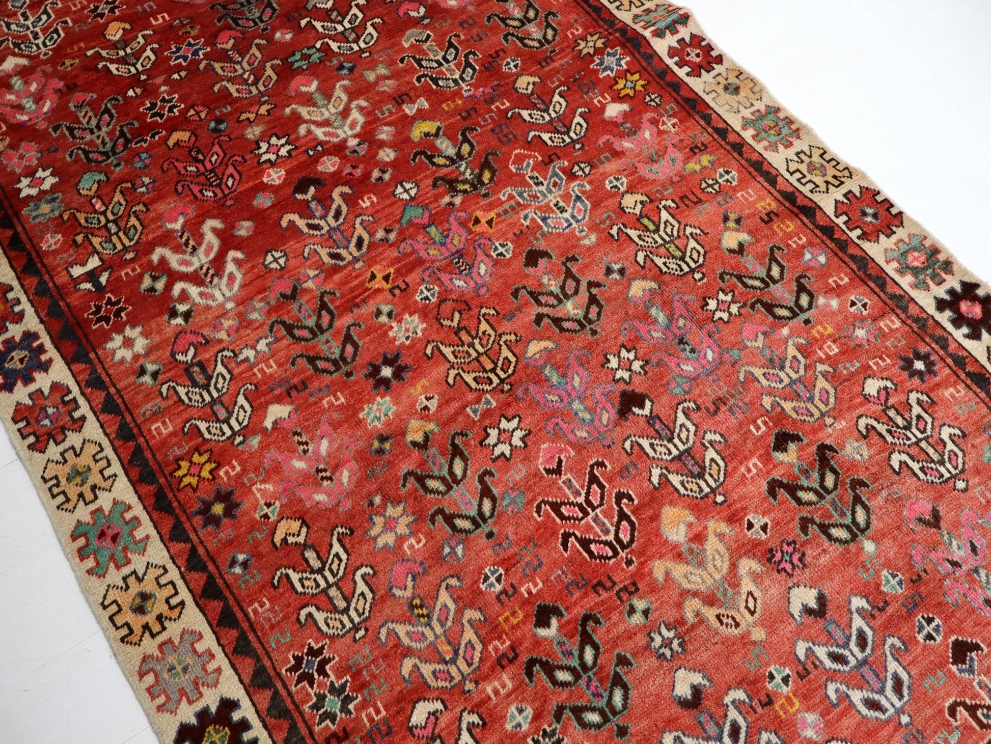 Persian Baluch Rug | 4' 8” x 9' 5" - www.Shopthatapp.com