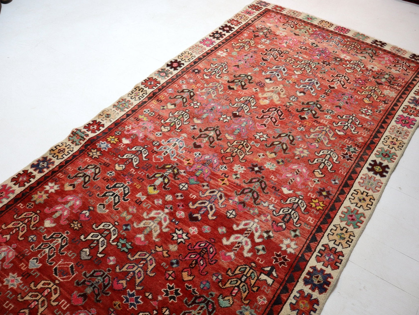 Persian Baluch Rug | 4' 8” x 9' 5" - www.Shopthatapp.com