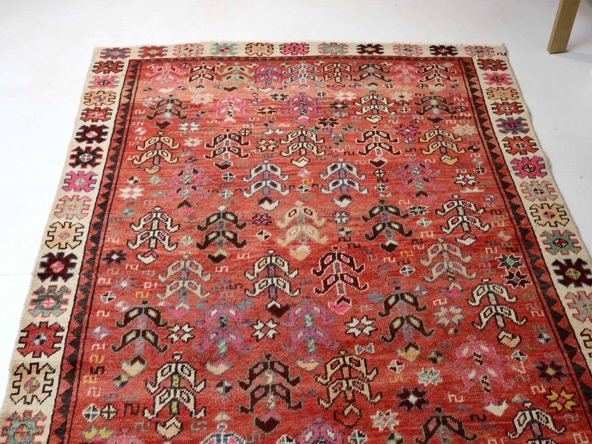 Persian Baluch Rug | 4' 8” x 9' 5" - www.Shopthatapp.com