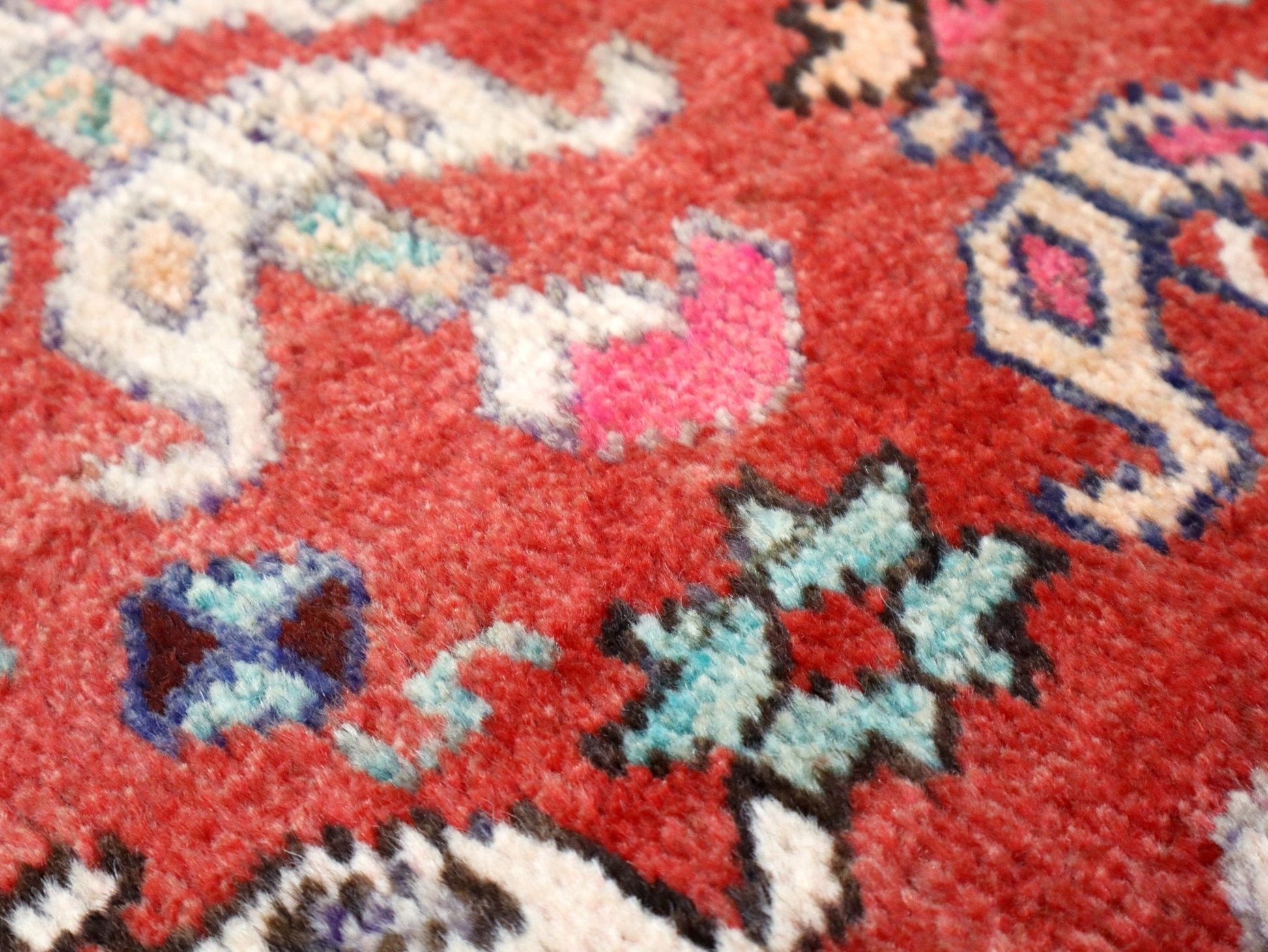 Persian Baluch Rug | 4' 8” x 9' 5" - www.Shopthatapp.com