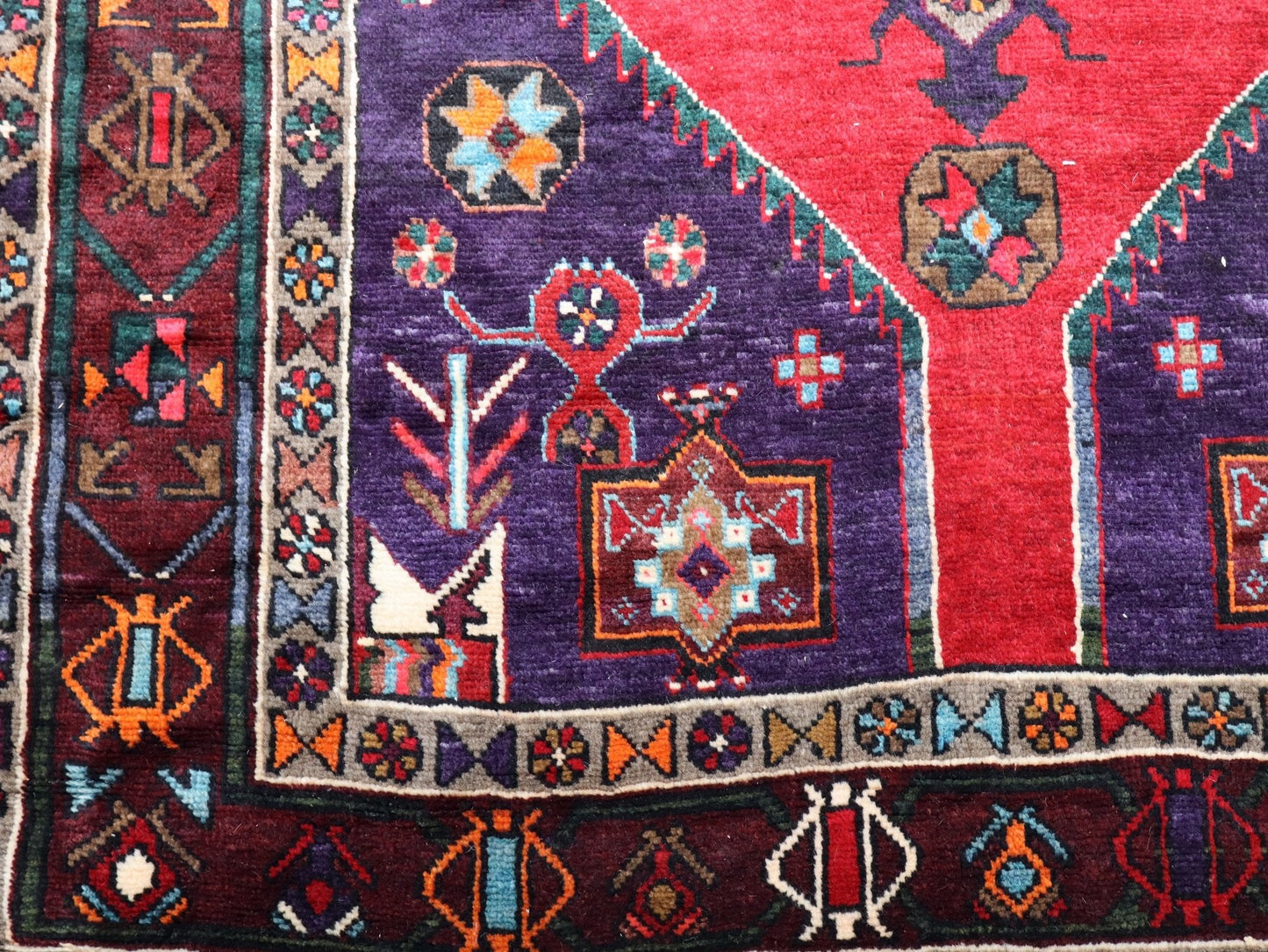 Persian Ferdows Rug | 5' 7" x 10 4" - www.Shopthatapp.com