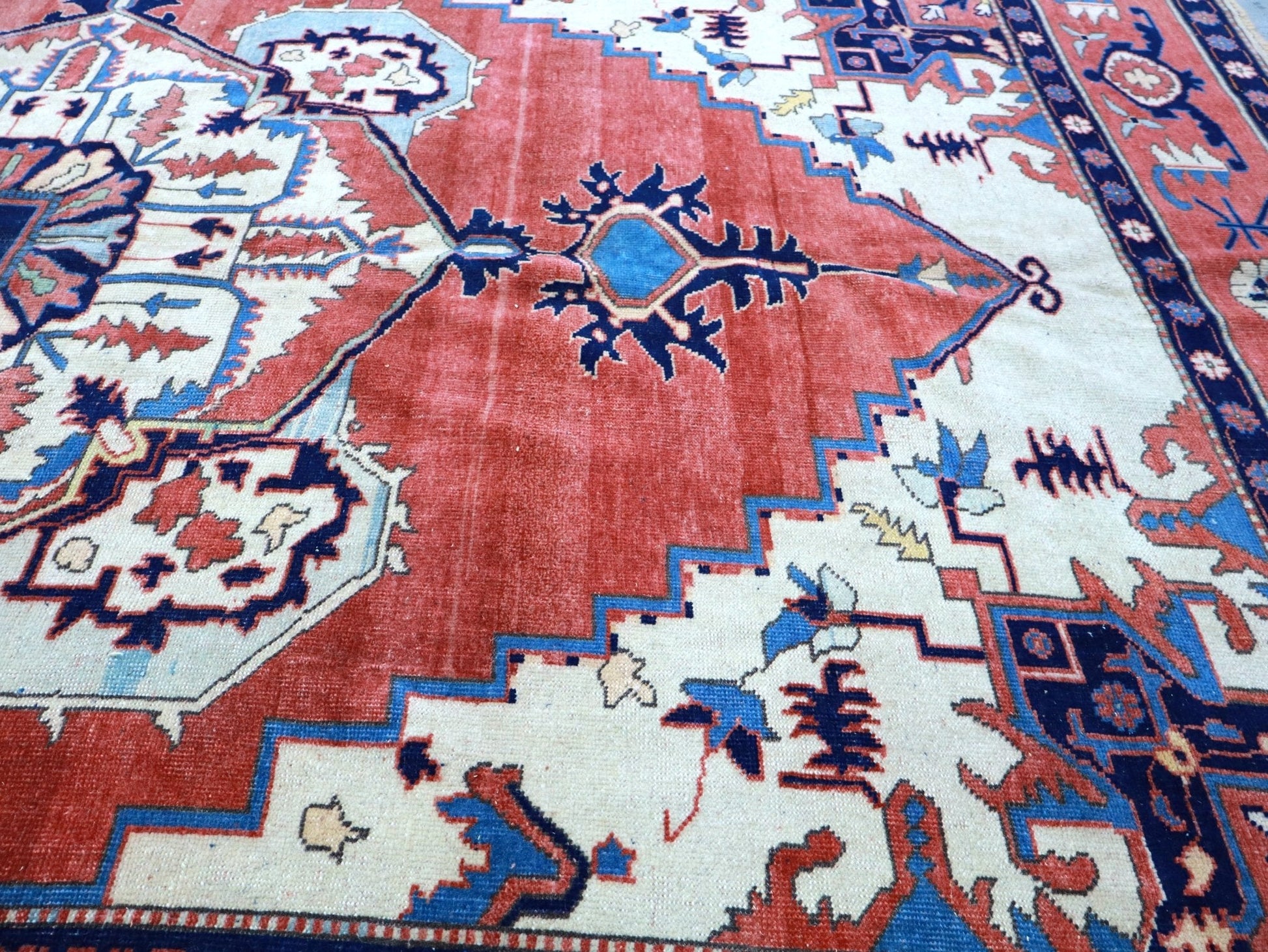 Persian Heriz Rug | 5' 11" x 8' 4" - www.Shopthatapp.com