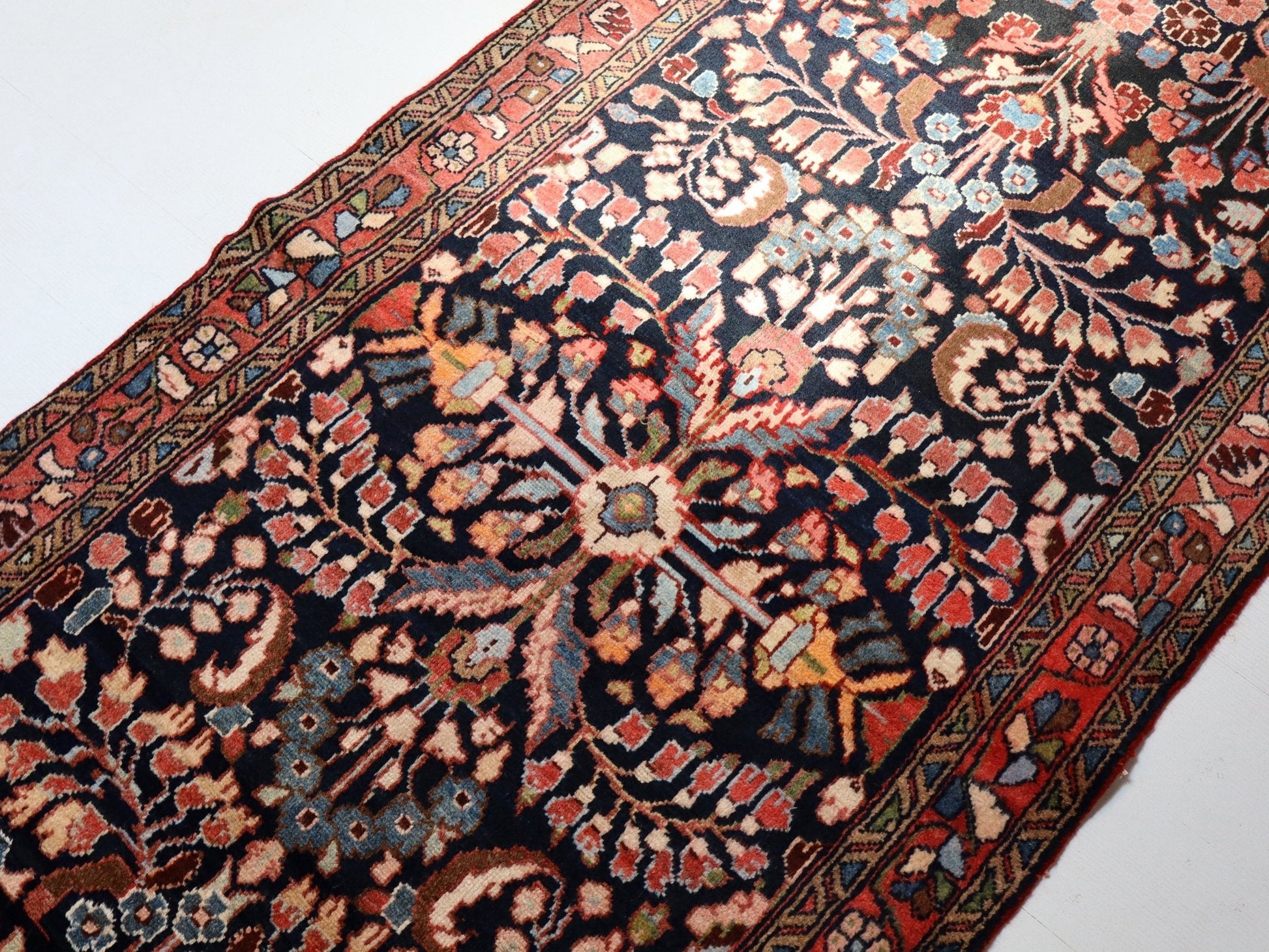 Persian Lilihan Runner Rug | 3' 5” x 9' 11" - www.Shopthatapp.com