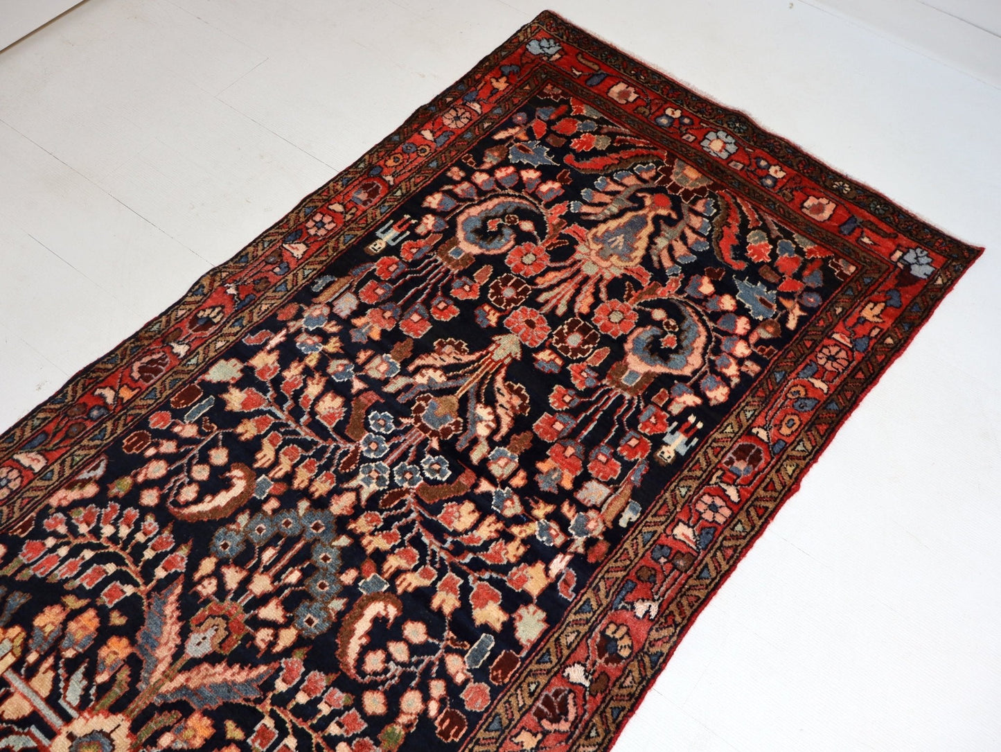 Persian Lilihan Runner Rug | 3' 5” x 9' 11" - www.Shopthatapp.com