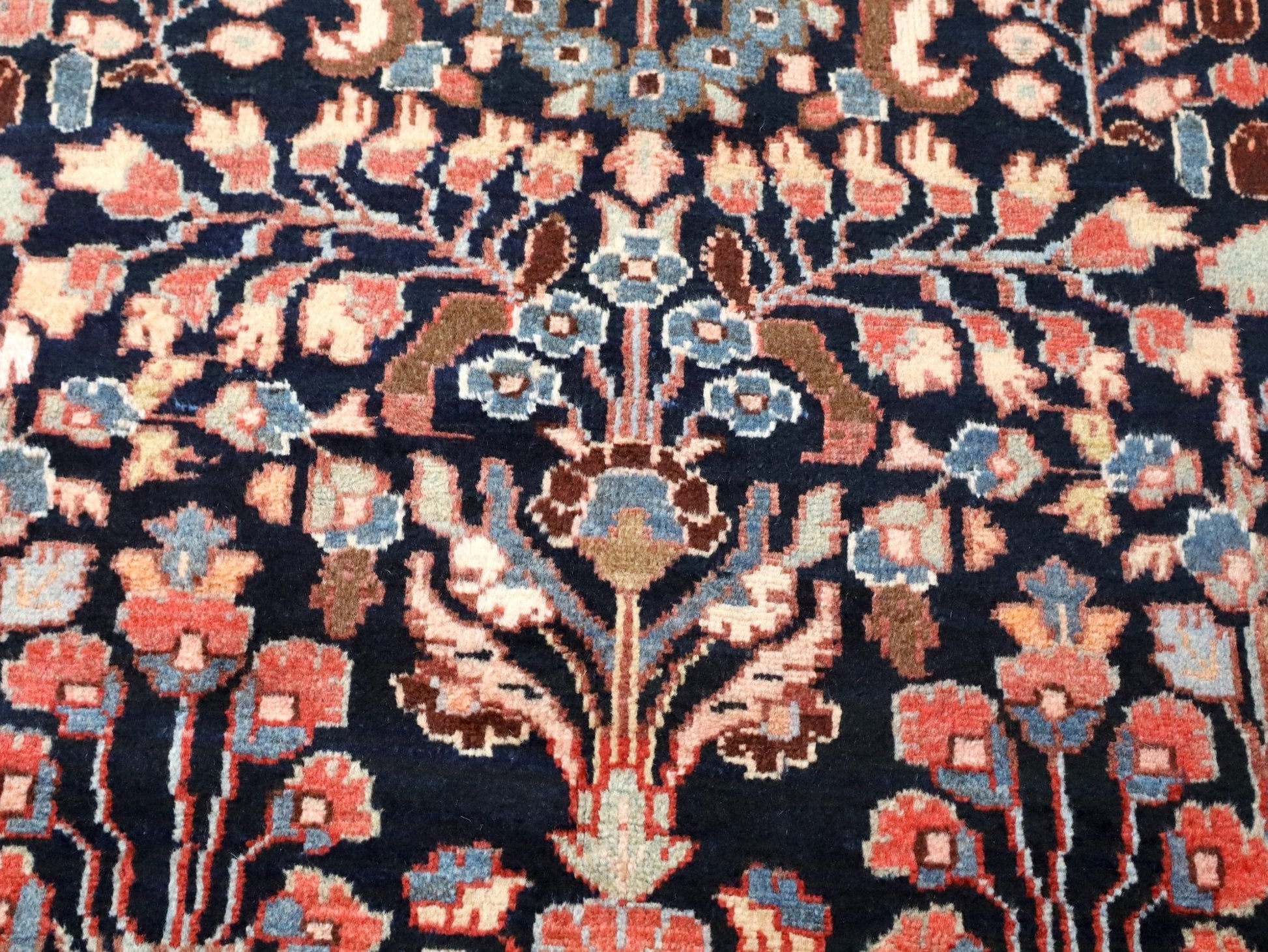 Persian Lilihan Runner Rug | 3' 5” x 9' 11" - www.Shopthatapp.com