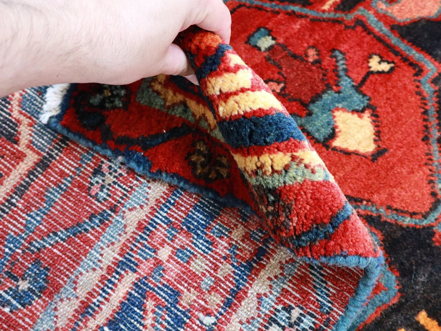 Persian Nahavand Rug | 5' 1" x 9' 9" - www.Shopthatapp.com