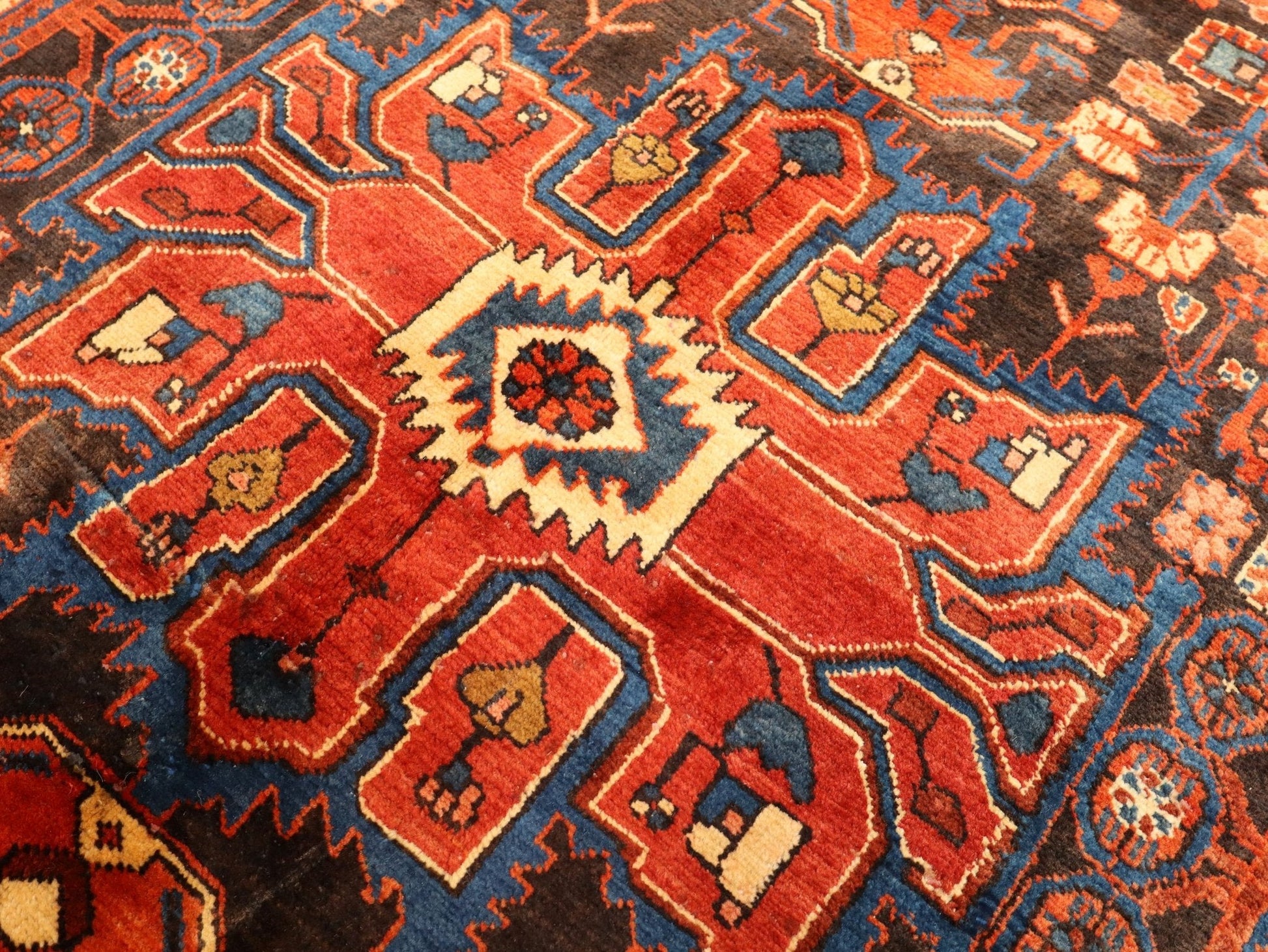 Persian Nahavand Rug | 5' 5” x 9' 7" - www.Shopthatapp.com