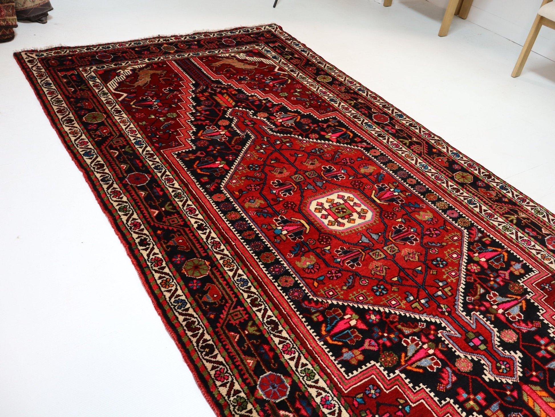 Persian Tuyserkan Rug | 4' 11" x 10' 6" - www.Shopthatapp.com