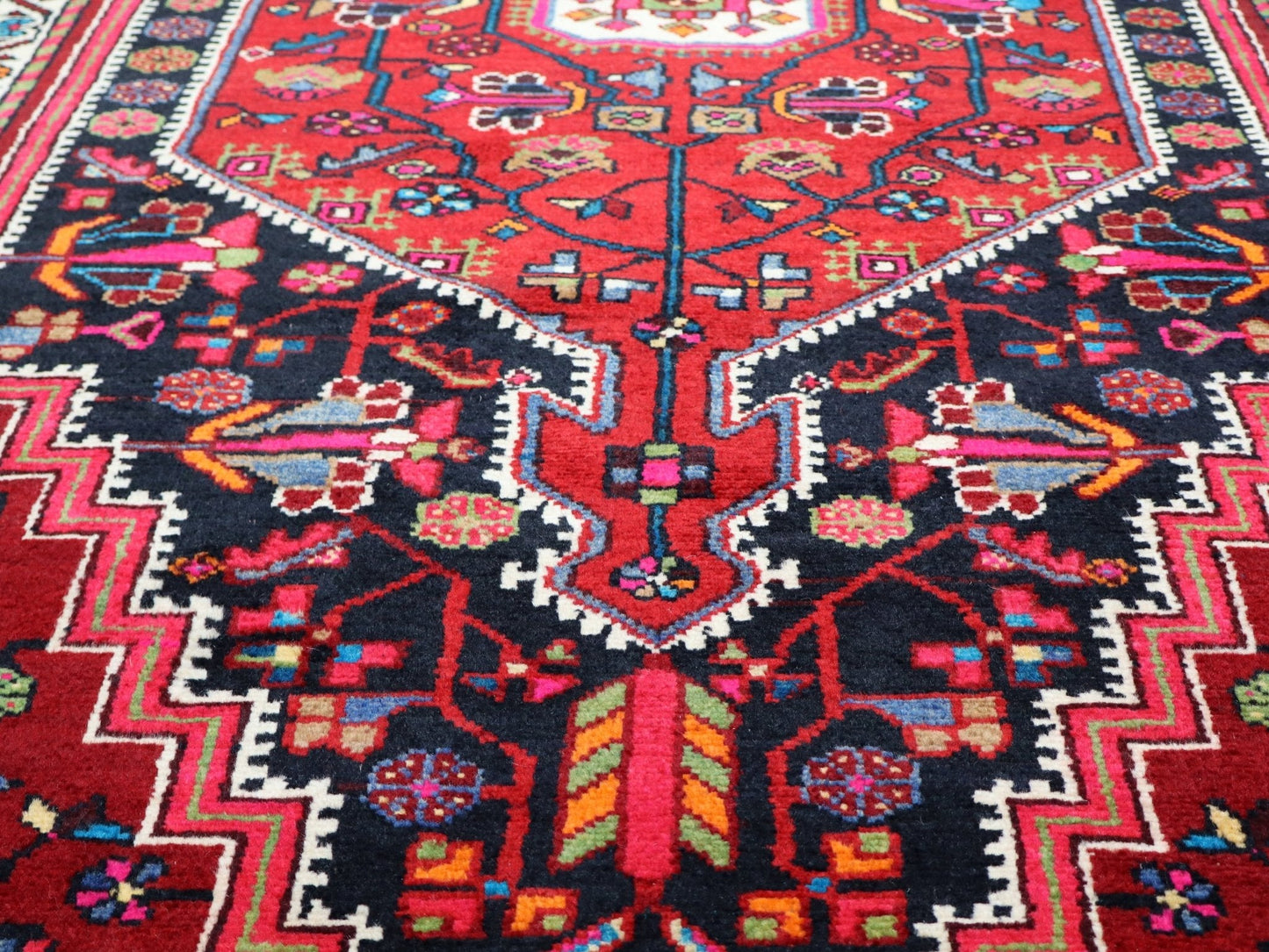 Persian Tuyserkan Rug | 4' 11" x 10' 6" - www.Shopthatapp.com