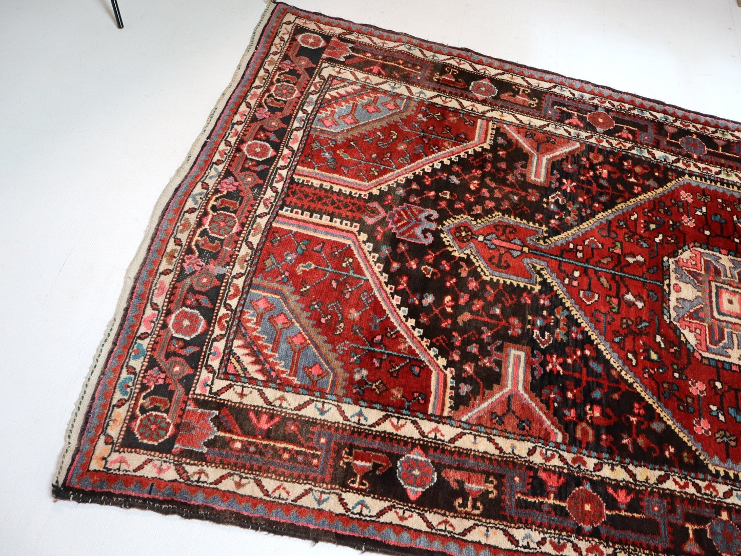 Persian Tuyserkan Rug | 4' 8" x 8' 6" - www.Shopthatapp.com