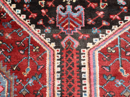 Persian Tuyserkan Rug | 4' 8" x 8' 6" - www.Shopthatapp.com
