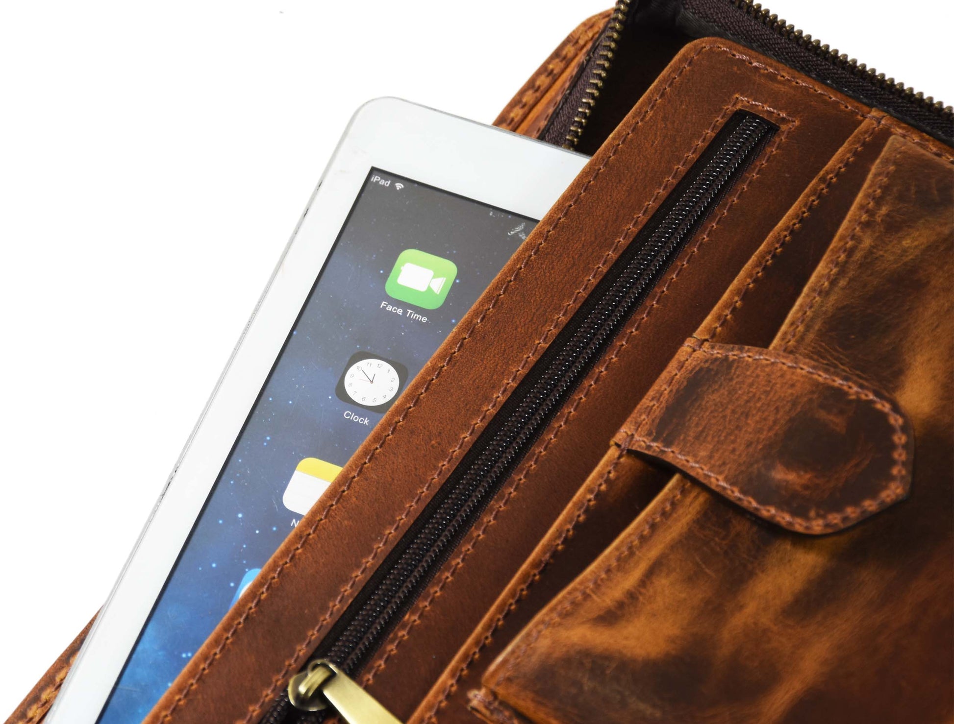 Perth Leather Travel Organizer - Caramel Brown - www.Shopthatapp.com