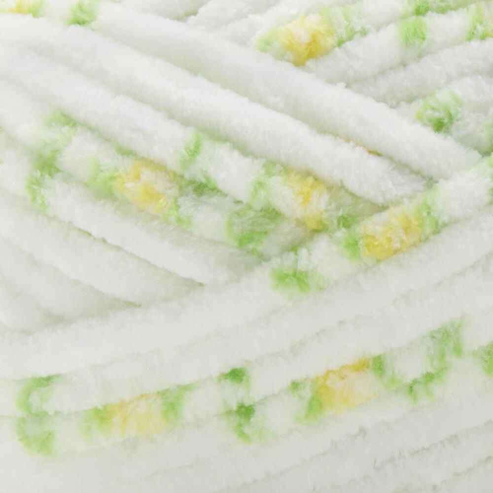 L'ArtisanCanada Floral Chenille Yarn for Knitting & Crochet - www.Shopthatapp.com