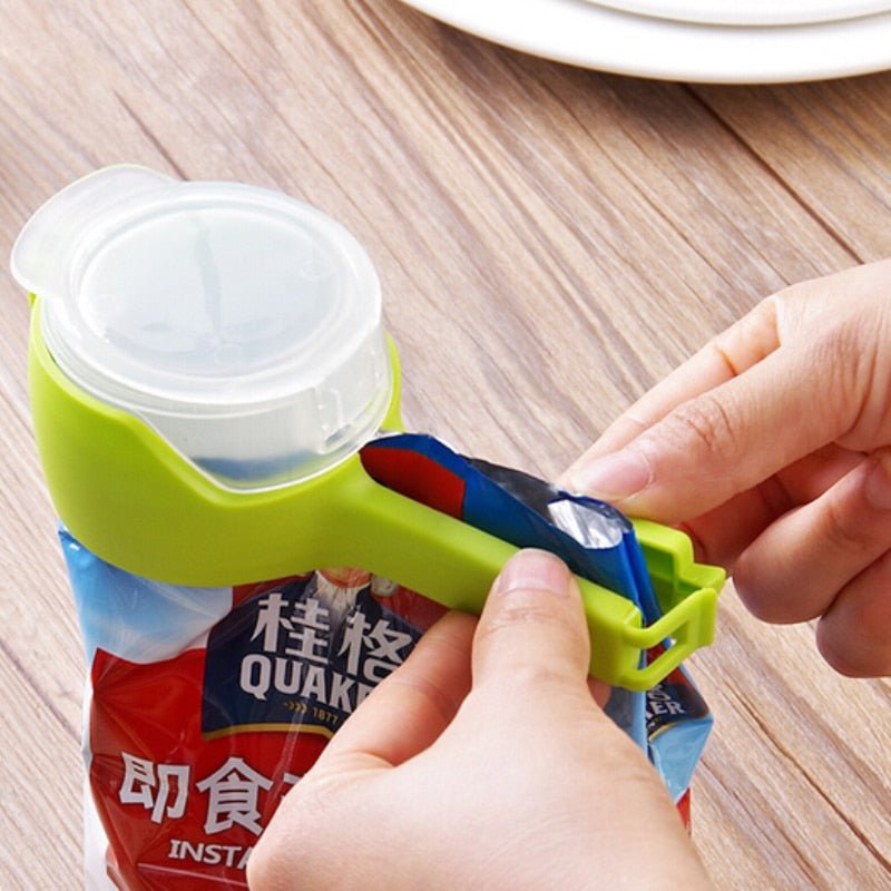 Bag Clip Dispenser - www.Shopthatapp.com
