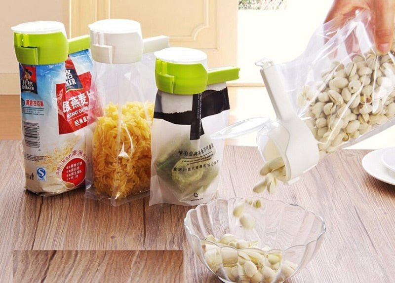 Bag Clip Dispenser - www.Shopthatapp.com