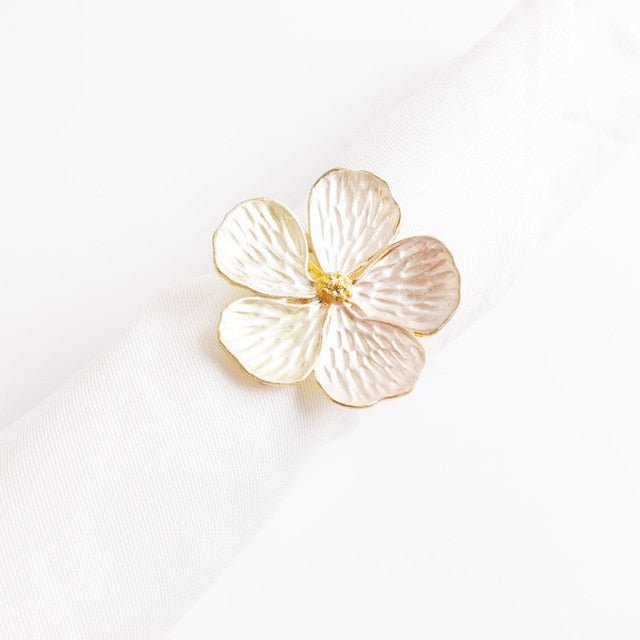 Petals Napkin Ring Holder Set - www.Shopthatapp.com