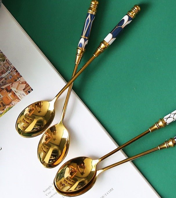 Chic Flatware - www.Shopthatapp.com