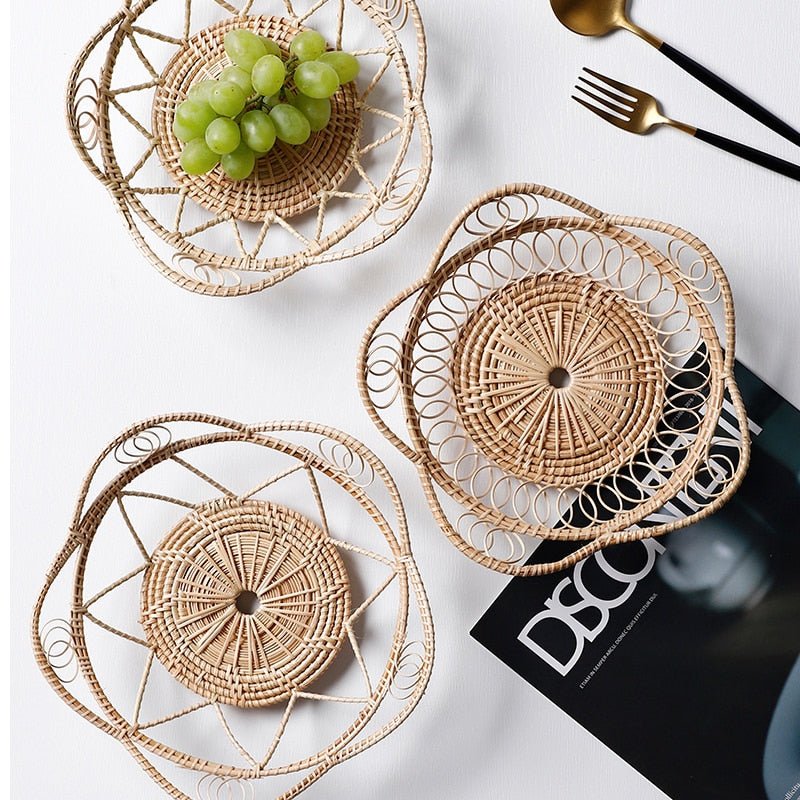 Petals Wicker Rattan Tray - www.Shopthatapp.com