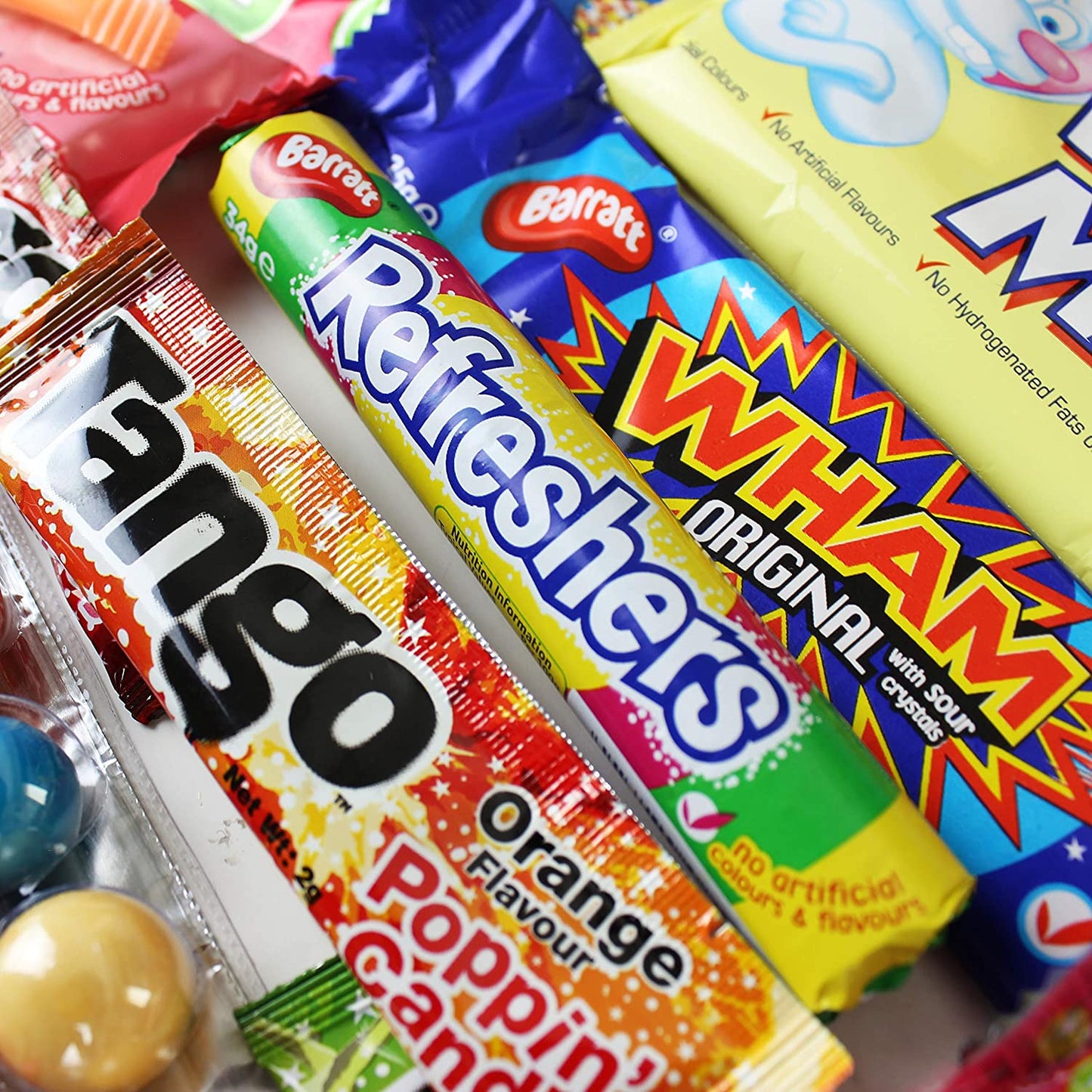 Ultimativer Retro-Süßigkeiten-Geschenkkorb