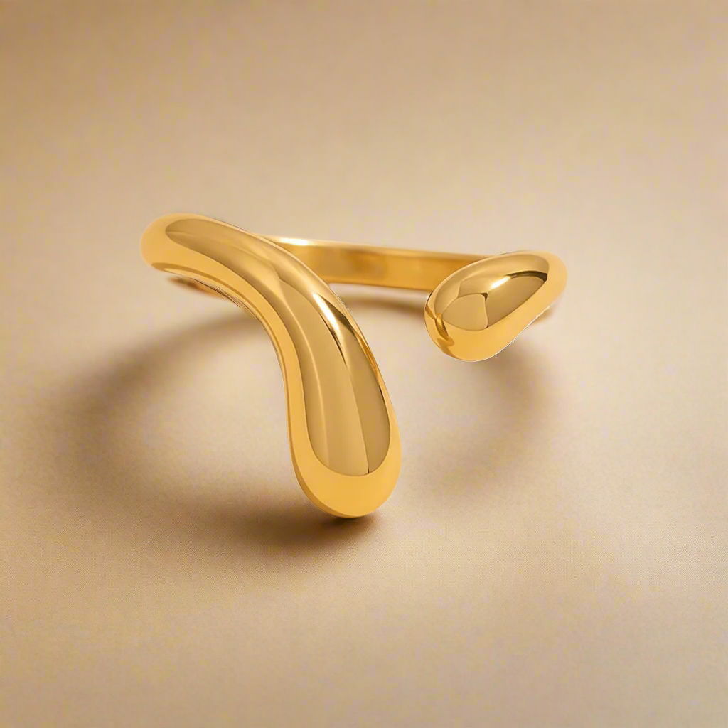 Liora Ring - www.Shopthatapp.com