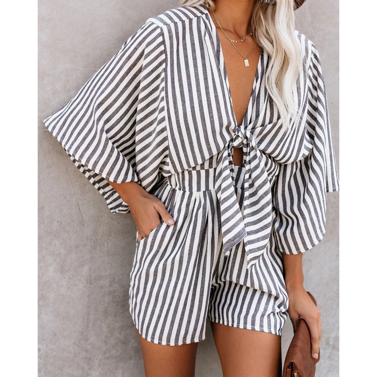 Sila V-Neck Lace Loose jumpsuit