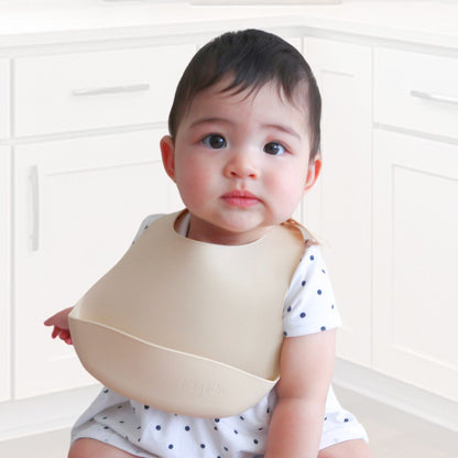 Silicone Bib - www.Shopthatapp.com