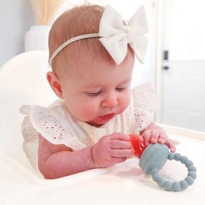 Silicone Infant Feeder - www.Shopthatapp.com