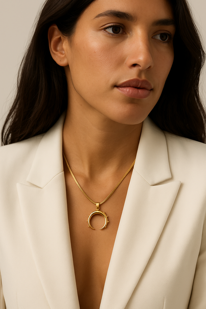 Moon Snake Chain - www.Shopthatapp.com