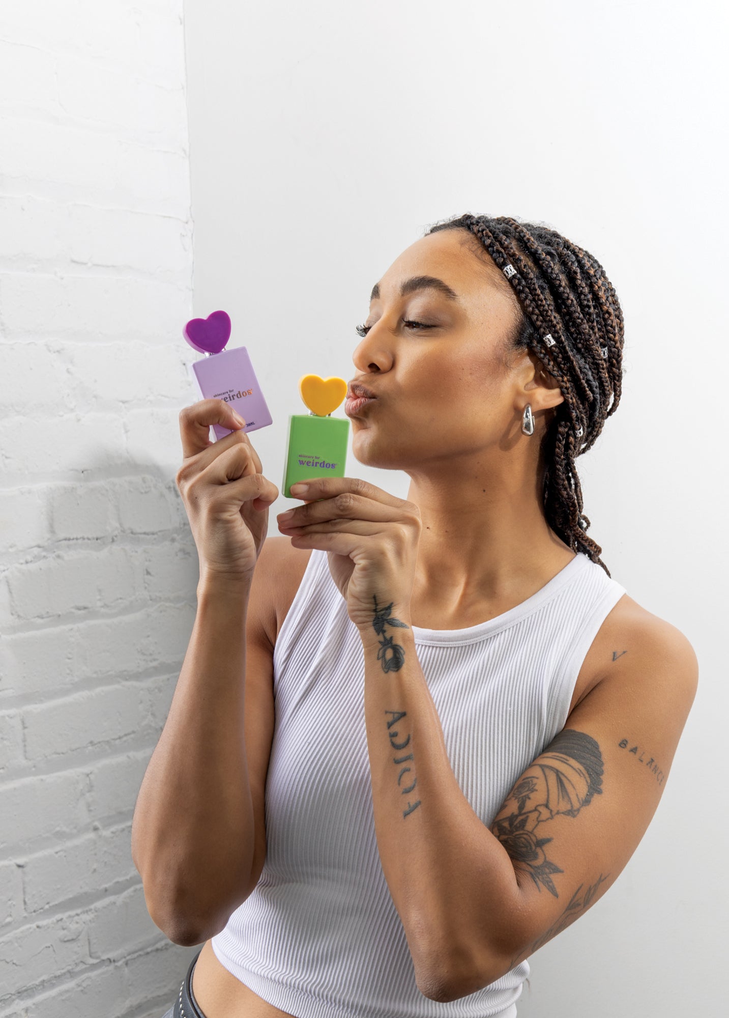 spray bottle - www.Shopthatapp.com