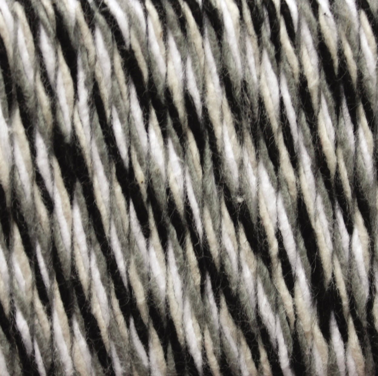 Sugar and Cream Super Size Stripes/ Twists - www.Shopthatapp.com