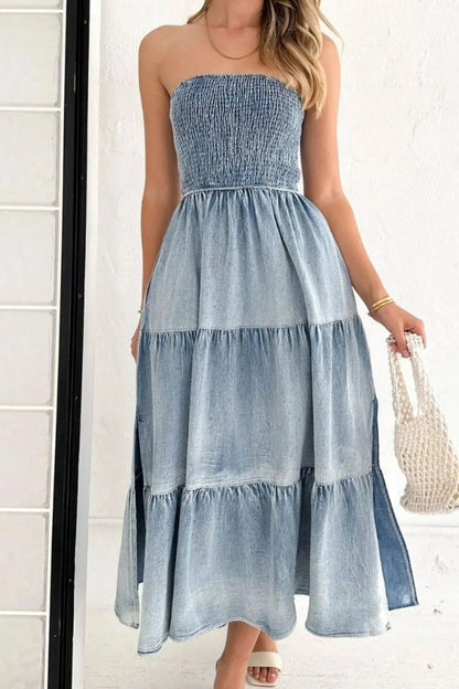 Robe d'été en jean à smocks et fentes tubulaires