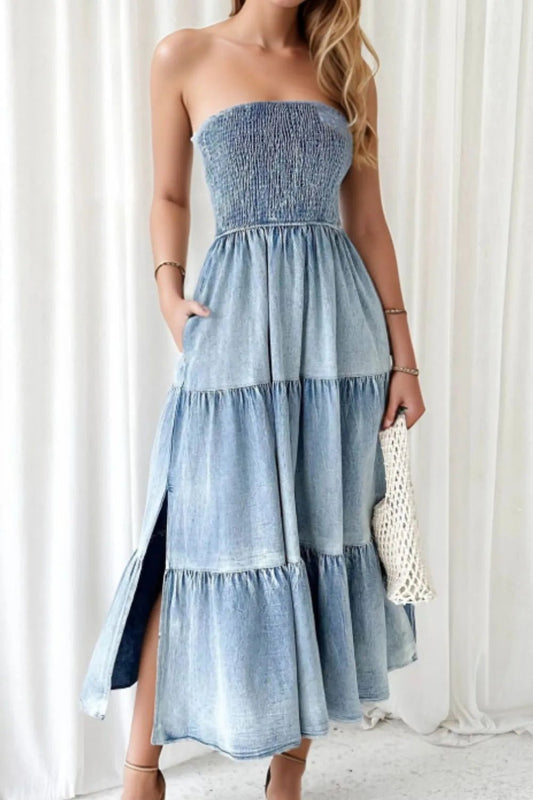 Robe d'été en jean à smocks et fentes tubulaires