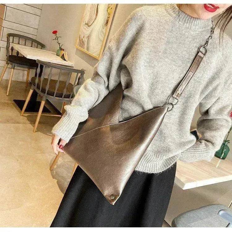 Trendy Casual Pleated Chain Zipper Women Handbag - www.Shopthatapp.com