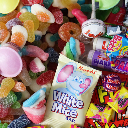 Ultimate Retro Sweets & 1kg Pick N Mix Signature Gift Hamper - www.Shopthatapp.com