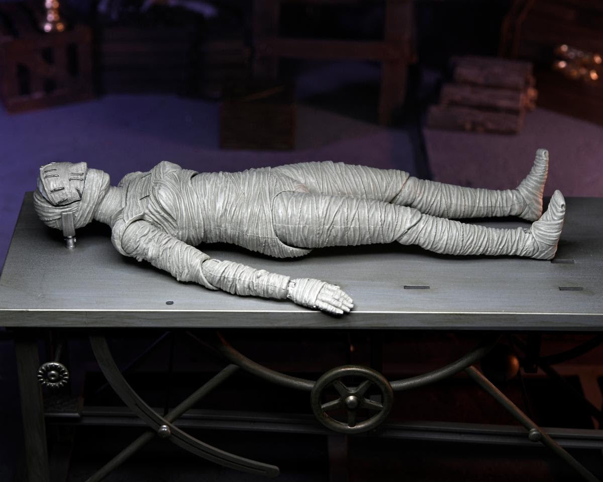 Universal Monsters - Ultimate Bride of Frankenstein - Color - www.Shopthatapp.com