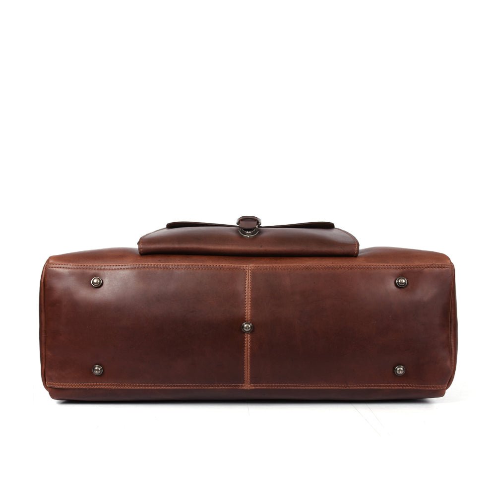 Voyager Leather Duffle Bag - www.Shopthatapp.com