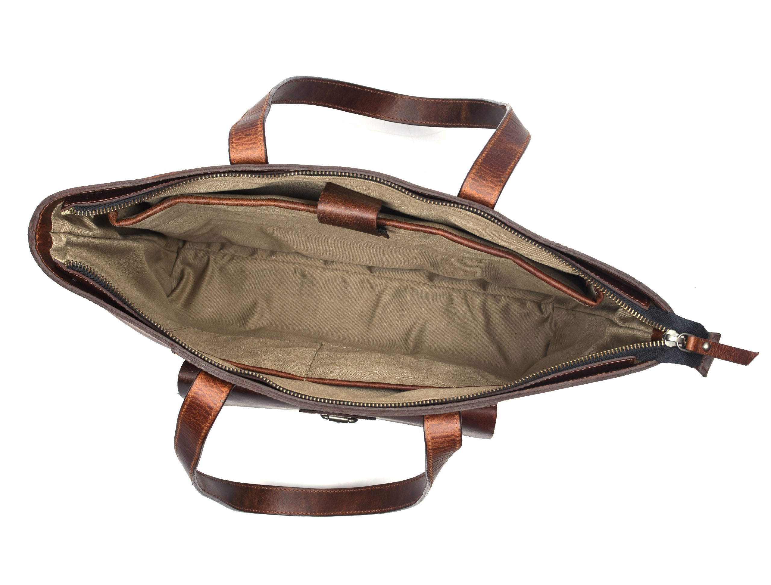 Voyager Leather Tote - www.Shopthatapp.com