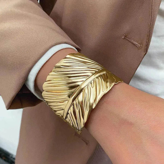 Wide Leaf Personalized Opening Exaggerated Bracelet for Women - www.Shopthatapp.com