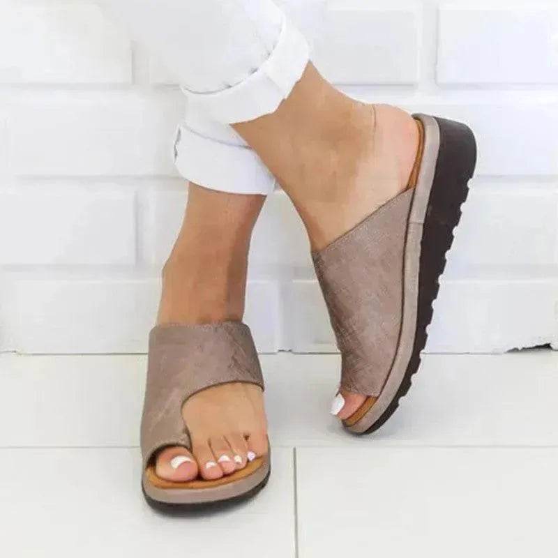 Women Big Toe Clip Casual Flat heel Slippers - www.Shopthatapp.com