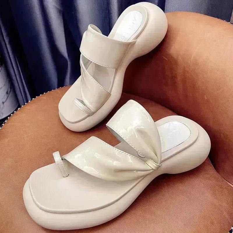 Women's Outer Wear Slip-on Beach Sandals - www.Shopthatapp.com