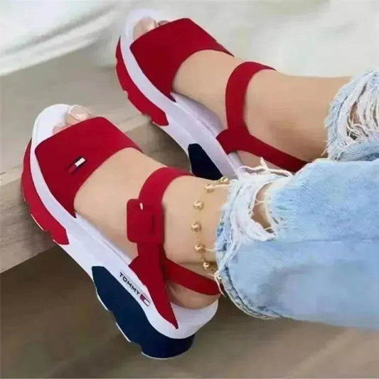 Women's Outer Wear Thick Bottom One Word Button Fish Mouth Beach Sandals - www.Shopthatapp.com