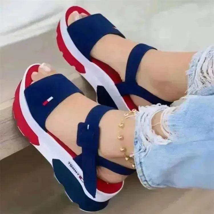 Women's Outer Wear Thick Bottom One Word Button Fish Mouth Beach Sandals - www.Shopthatapp.com